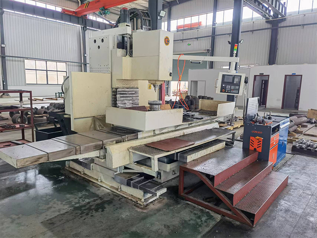 Centro de mecanizado CNC--