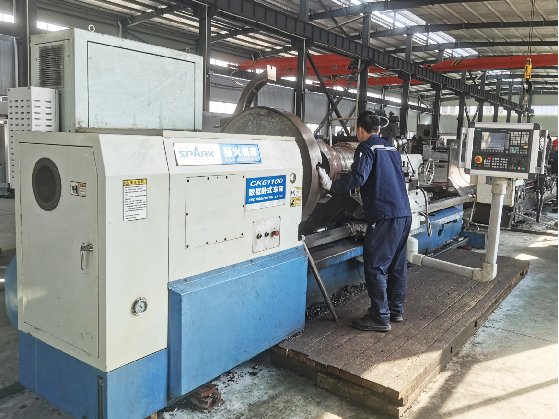 Torno CNC---